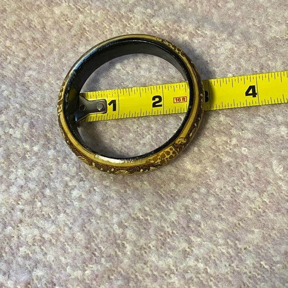 Wooden Bangle Bracelet - Picture 5 of 7